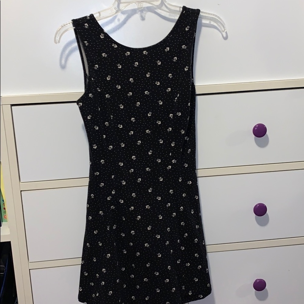 Short Forever 21 Black and White Dress